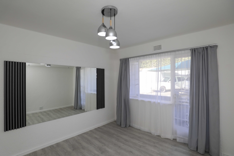 2 Bedroom Property for Sale in Woodstock Western Cape